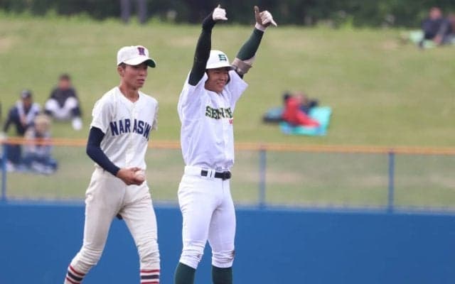 決勝戦は専大松戸が5回に均衡破る！3点をリードして後半戦へ【千葉】
