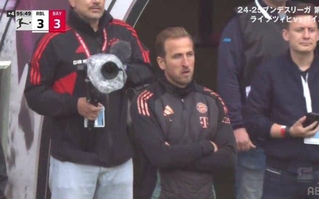 “無冠のエース”ケインも虚無顔「そりゃ辛いよ」首位バイエルン、後半ATの土壇場失点でリーグ優勝がお預けに「誰よりも優勝を心待ちにしてたもんな」