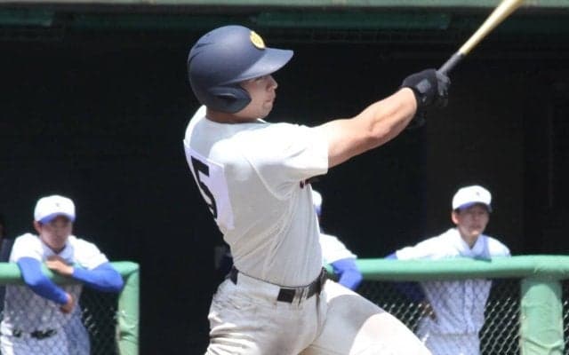 浦和学院のスラッガーがついに覚醒！公式戦初本塁打含む2本塁打はいずれも特大！【埼玉】