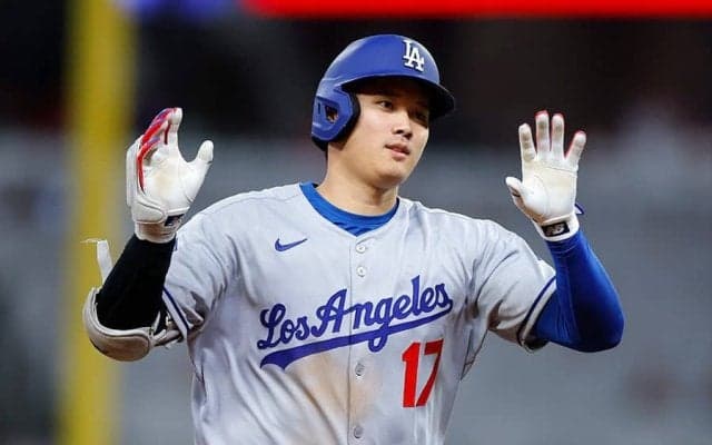 大谷翔平、8号で5月初アーチ　3時間遅延も…朗希の初勝利援護、チームは深夜の7連勝