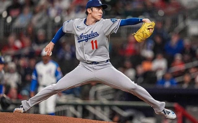 佐々木朗希がメジャー初勝利　7度目の挑戦で“念願”…3時間遅延も5回3失点、深夜に歓喜