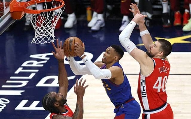 攻防でクリッパーズを圧倒したナゲッツが1回戦突破…SFでは第1シードのサンダーと対戦