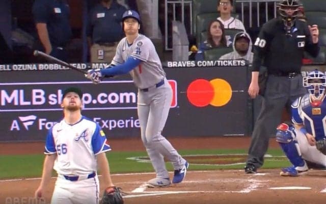 何故、そこに投げた？ 大谷翔平、8号弾で“投手に異変”「ポカーン」「見上げすぎw」 真ん中に失投… 相手投手の“被弾リアクション”が話題に「そら打たれる」