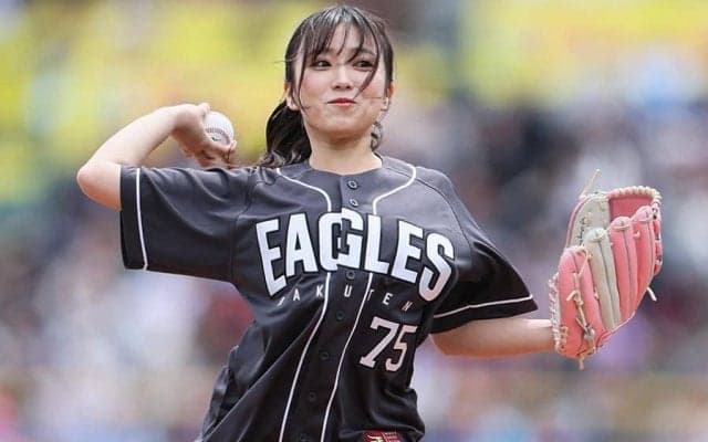 仙台に舞い降りた23歳が「可愛すぎる」　ポニテの“女神”が豪快投球「凄すぎ」