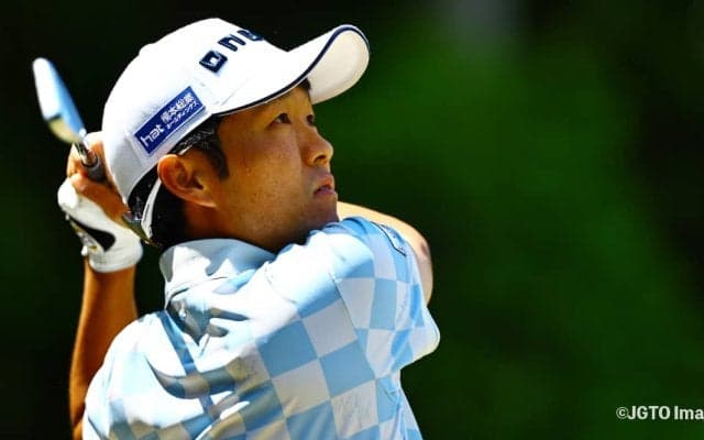 浅地洋佑が涙の4年ぶりV「勝ち方を知っているはずなのに、初優勝みたいにソワソワした」