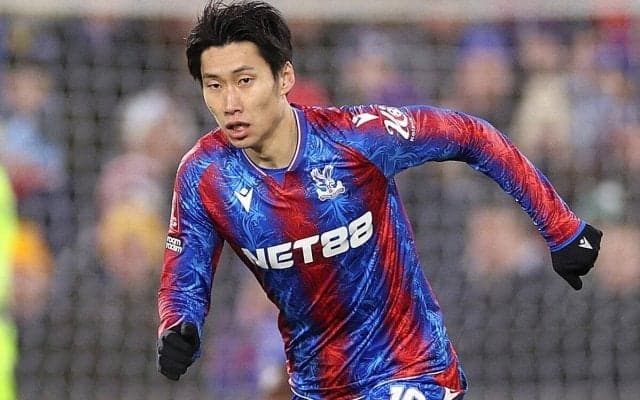 鎌田大地が先発のパレスがリーグ戦4試合連続ドロー…来季CLを目指すフォレストも上位を追走できず【プレミアリーグ】