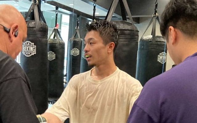 中谷潤人とNBAスーパースターのリラード、世界のトップ同士の共鳴　中谷は「ステップを取り入れた」