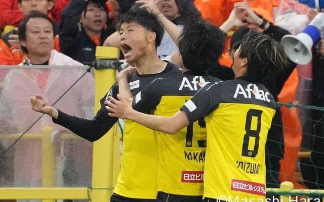 ｢あれがファウルならば、すべてファウルになってしまう｣清水エスパルス秋葉監督が嘆いた判定、柏レイソルは｢新エースの先制弾｣で9戦負けなし！