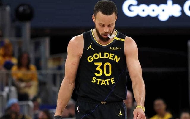 ステフィン・カリーが左ハムストリングを負傷…最低1週間の離脱、PO復帰は第5戦以降か