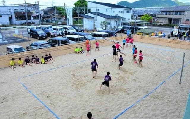 各務原にビーチバレー専用コート　監督が自腹で整備　11日に開業