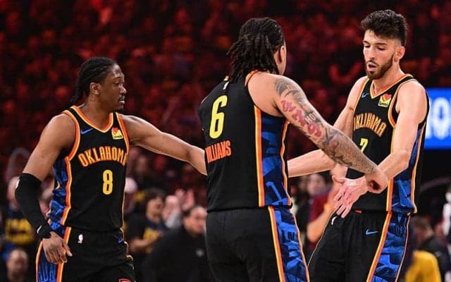 サンダーが強烈なオフェンスでナゲッツを粉砕…前半だけで87得点、第1戦のリベンジ果たす