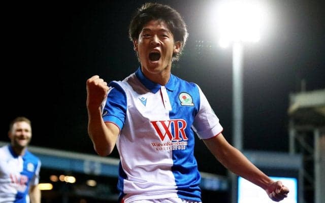 28歳での欧州初挑戦、2桁ゴール達成の大橋祐紀が1年目を振り返る「みんなが支え、助けてくれた」