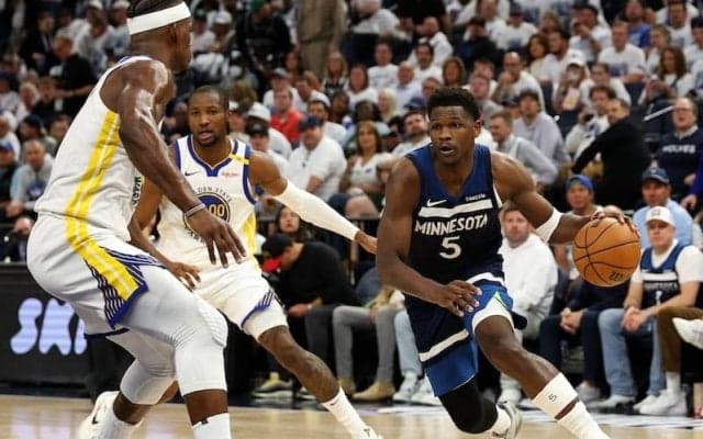 第1Qから圧倒したウルブズがカリー欠場のウォリアーズに快勝…シリーズを1勝1敗に