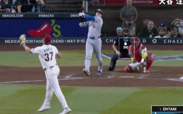 そりゃ打たれる… 大谷翔平、11号弾丸ライナーで“投手に異変”「ねじれた」「ビビるわ」打たれた瞬間に体勢がスゴいことになる「やっぱり打たれた」