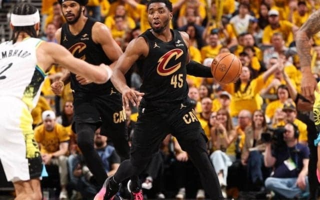 連敗で敵地に乗り込んだキャブスがシリーズ初勝利…ドノバン・ミッチェルが43得点の活躍