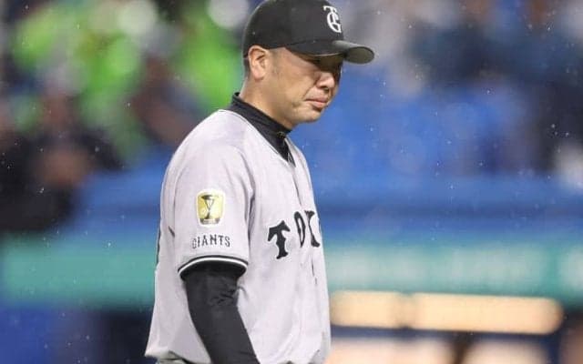 昨季は最少も…阿部巨人を悩ます「守乱問題」にXも驚愕　「そんなに増えてる？」「川相さんヘルプミー」