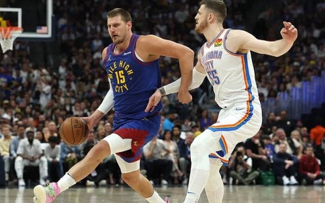 ゴードンが土壇場で同点スリーを撃ち抜く…勢いつかんだナゲッツがサンダーとの第3戦を制す