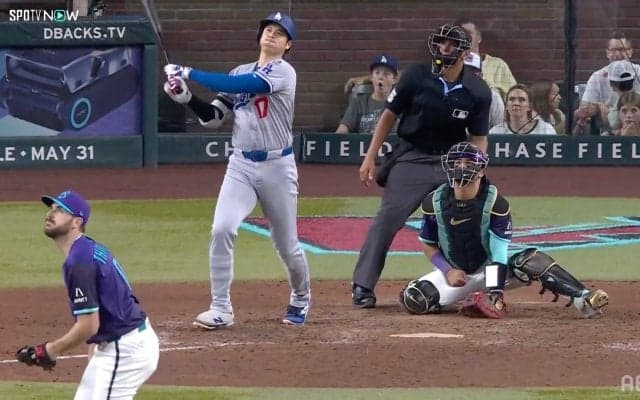 大谷翔平、特大12号弾でドジャース帽の観客キッズが“口あんぐり” 打った瞬間文句なしを物語る衝撃の光景