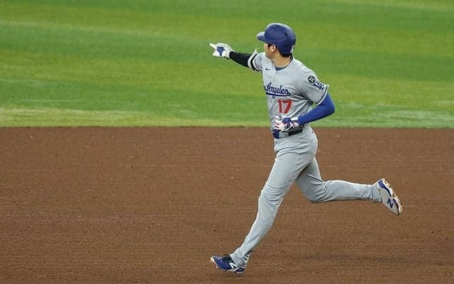 同僚から大谷翔平へ届いた“最高の称賛”　凄すぎて呆れ笑い「なんだってえぇぇぇ」