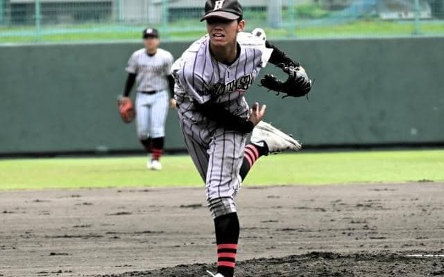 1点差で惜敗も、継投せず1人で投げ抜いた初芝橋本の増田投手