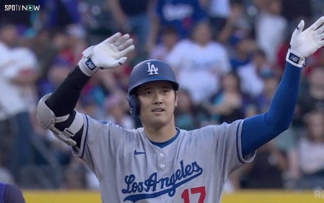 大谷翔平、ブーイング切り裂く“幻のHR” 外野手も追走を諦めた！？ 129mの特大ツーベースに敵地騒然