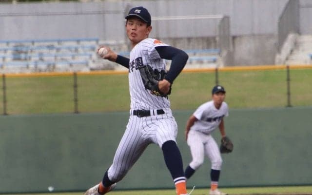 滋賀学園が近江を圧倒して4季連続優勝！ドラフト候補右腕が粘りの投球で7回無失点の好投【滋賀】