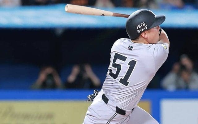 巨人・浅野翔吾、衝撃の2試合連発　2夜連続で神宮騒然…3軍降格→1軍復帰で2安打が2HR