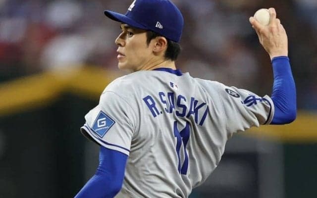 「何かを犠牲にしている」不調続く佐々木朗希に伝説大打者も異論！　MLBでの“球速減退”に疑念「ケガをしているのか」