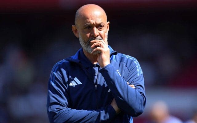 CL争い中の試合後にオーナーがピッチで監督と激論…その理由は選手交代の不手際「判断ミスに憤りを感じている」