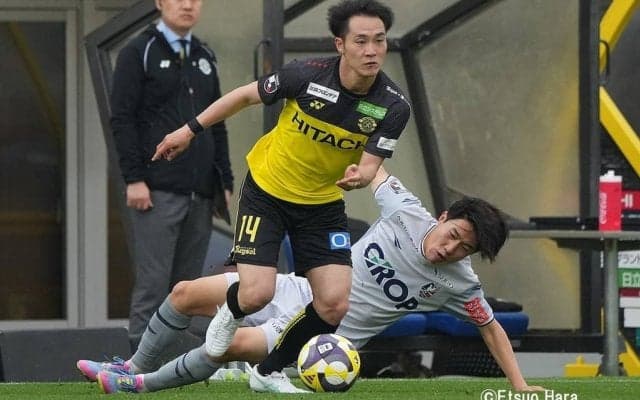 サッカー日本代表の柏エース｢2試合連続ゴール｣で3連勝、｢誰が出てもチームの力が下がることはない｣と豪語するロドリゲス監督の“悩み”