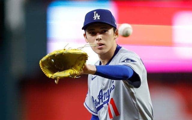 佐々木朗希の「邪魔をしないでいた」　初勝利の裏で…指揮官が明かした“配慮と感心”