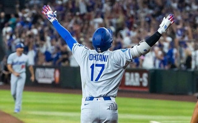 大谷翔平のバットフリップは“モノマネ”？　米識者が大興奮「記憶にないです！」