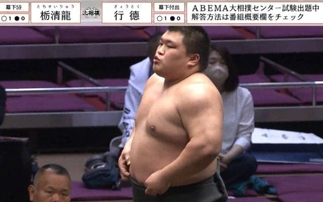 「最強の帰宅部」「バケモノかよ」学生相撲“未経験”の新人力士、ベテラン力士を吹っ飛ばして館内騒然