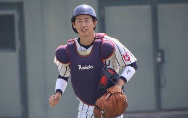 昨春センバツ準Ｖ捕手が1年春から龍谷大のレギュラーに！「プロで今朝丸とバッテリーを組みたい」【関西六大学】