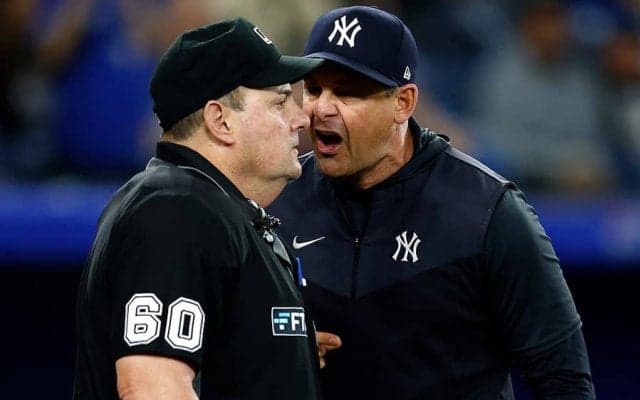 ヤ軍ブーン監督、通算41回目の退場　ストライク判定に納得いかず…球審に詰め寄る