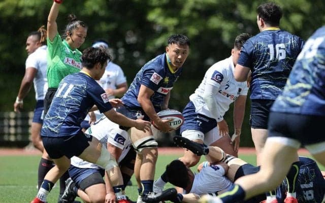 クラブ通算100キャップを刻み、現役を引退。18年の歳月を10分に凝縮させた“ミスターレビンズ”