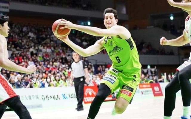 B1北海道がインサイドの2選手と契約満了…クリーナーは滋賀へ移籍、リバウンド王ウェルシュとは引き続き交渉へ