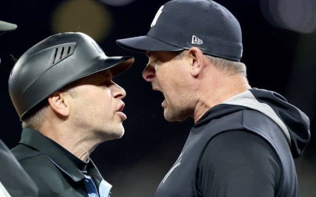 「あれがストライクと判定されるなんて」ヤ軍指揮官が審判に“猛抗議”　退場処分も「ブーンを愛さずにはいられない」