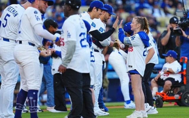 大谷翔平の登場で笑顔…ド軍戦の直前に“素敵な光景”、元新人王も感動「野球より大事」