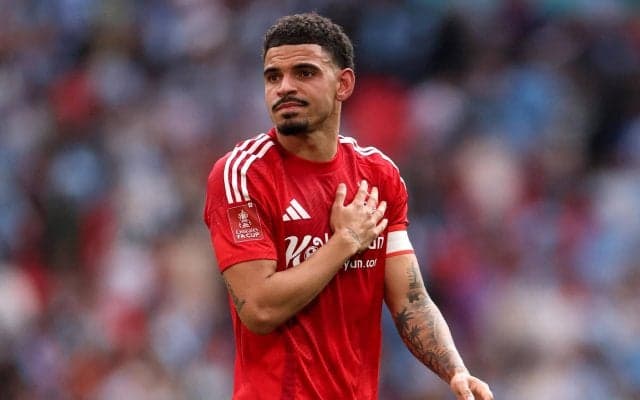 シティが狙うイングランド代表MFは悪質運転者!? 3カ月で6度のスピード違反…6カ月の免停に109万円の罰金、最高は時速154km