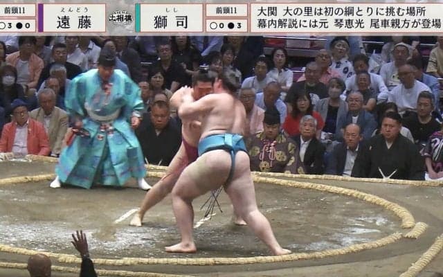 取組中に審判長が手を挙げる“珍事”にどよめき「どうした？」「何があったの？」驚きの結末に称賛の声「よく見てた」