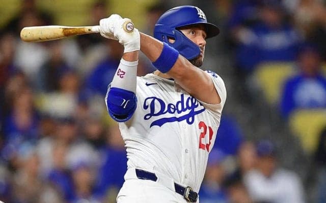 打率.172のド軍25億円男に“危機”「とてつもない重圧」　米記者指摘…逸材昇格の影響