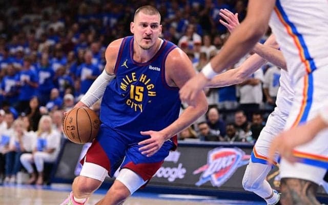 現役で初…ニコラ・ヨキッチがプレーオフ1シリーズで2度目の40得点15リバウンド超え