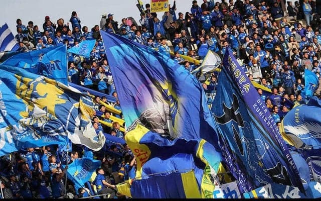 相手チームのバス運行妨げ…J2大分のサポーター14名がホーム5試合入場禁止処分