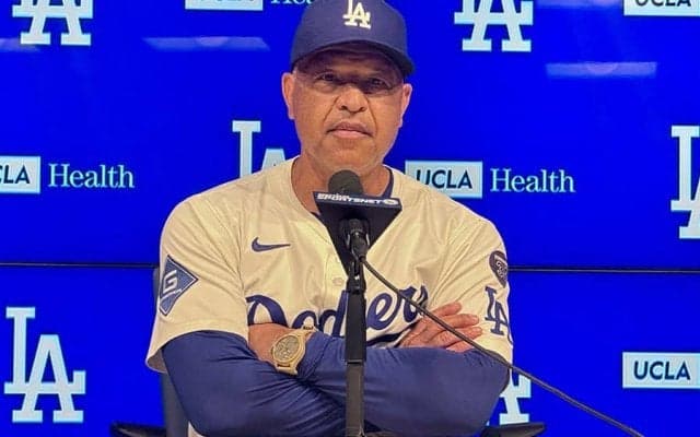 ド軍ロバーツ監督、“ムキになる”ベッツは「素晴らしい」　大谷敬遠後…咆哮の一打を称賛