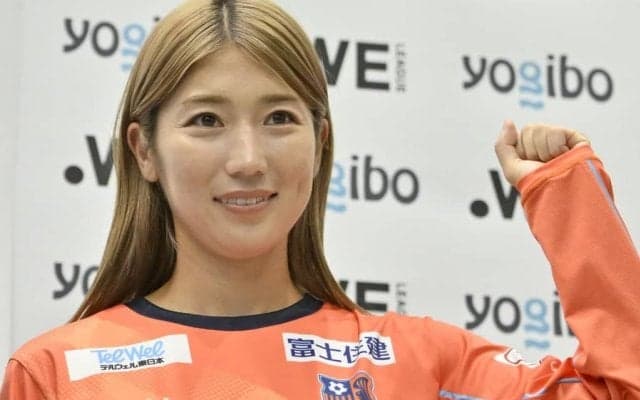 ｢あれ お顔いじった｣元ヤングなでしこ大宮MF仲田歩夢、ポニテ＆太もも全開ウェア姿に｢またキレイになってる｣｢惚れちゃうだろ｣