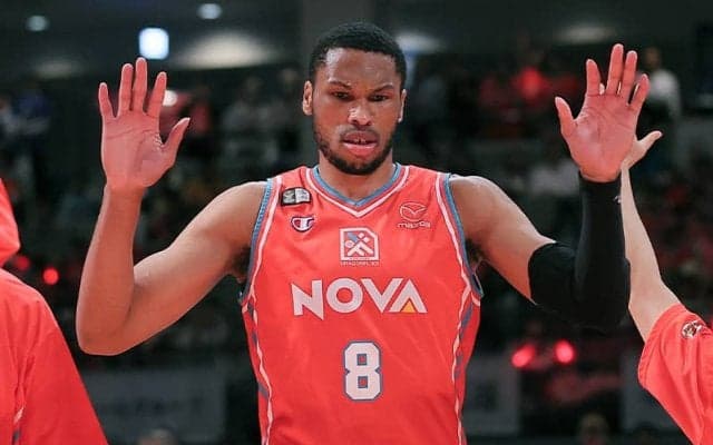 広島がブラックシアーの退団発表…GM説明「過去最高のオファー」提示も契約ならず