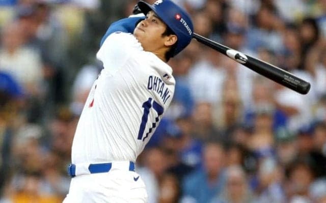 大谷翔平、14号3ラン！2戦連発に本拠地興奮　自身のボブルヘッドデーで強さ発揮