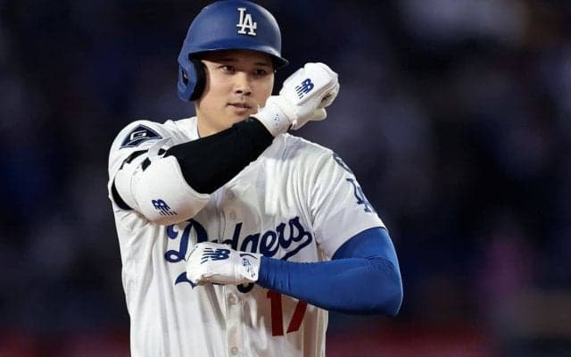 大谷翔平、今季初の2打席連発15号2ラン！5月自身最多の8本タイに 観客からはスタンディングオベーション