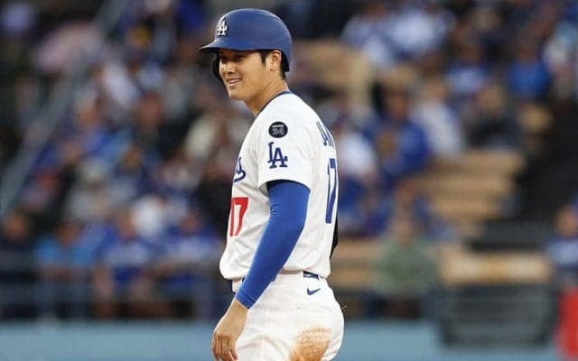 大谷翔平が試合前に見せた“謎の表情”　球団カメラマンがパシャリ、ファン爆笑「なんなの毎回」